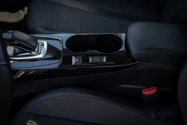 Peugeot e-208 50 kWh Allure 52