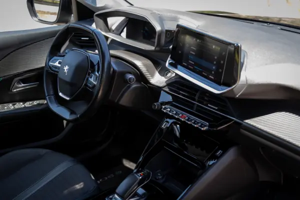 Peugeot e-208 50 kWh Allure 62