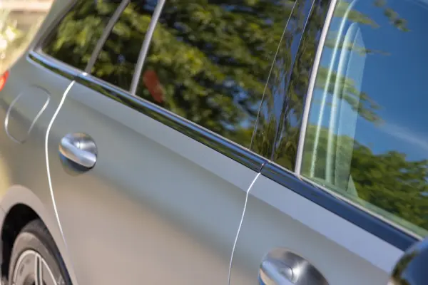Mercedes-Benz C 300 e T 9G-TRONIC AMG Line 18