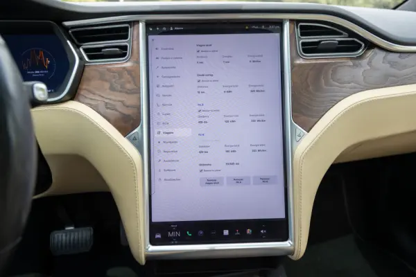 Tesla Model X Signature P90D AWD 76