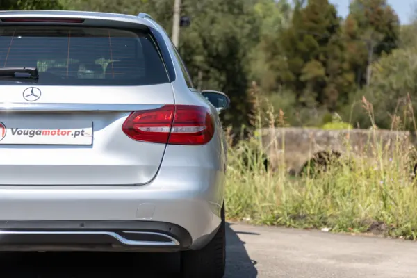 Mercedes-Benz C 180 (BlueTEC) d Station Avantgarde 32