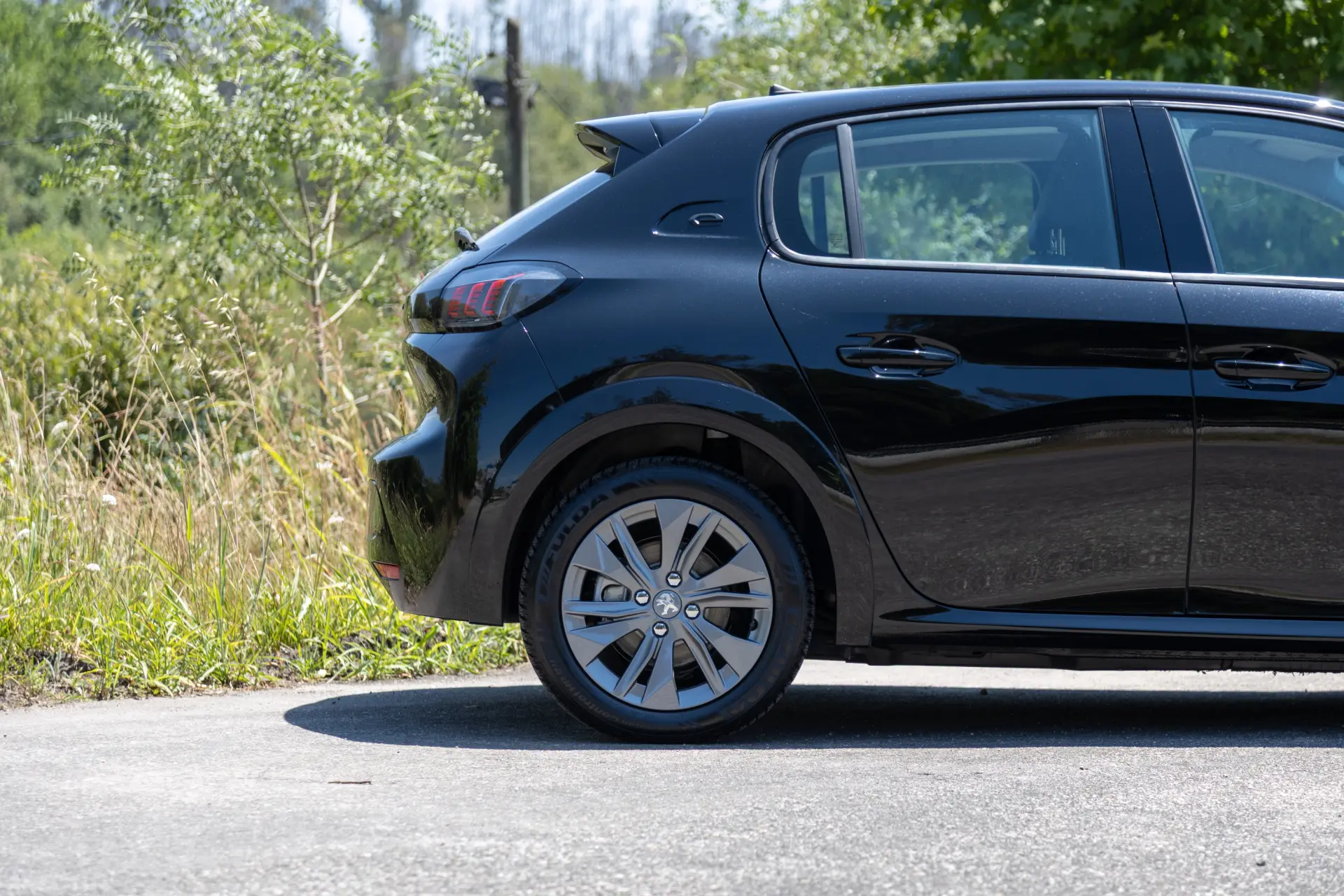 Peugeot e-208 50 kWh Allure 10