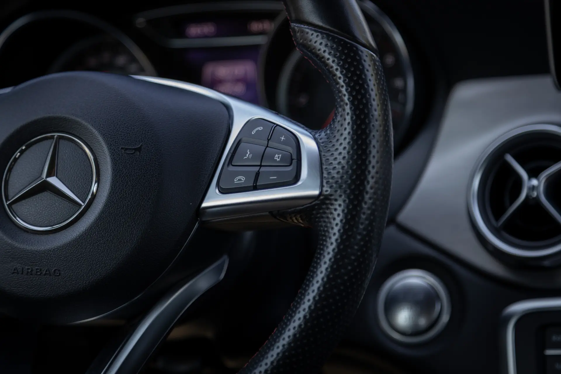Mercedes-Benz GLA 180 (CDI) d AMG Line 68