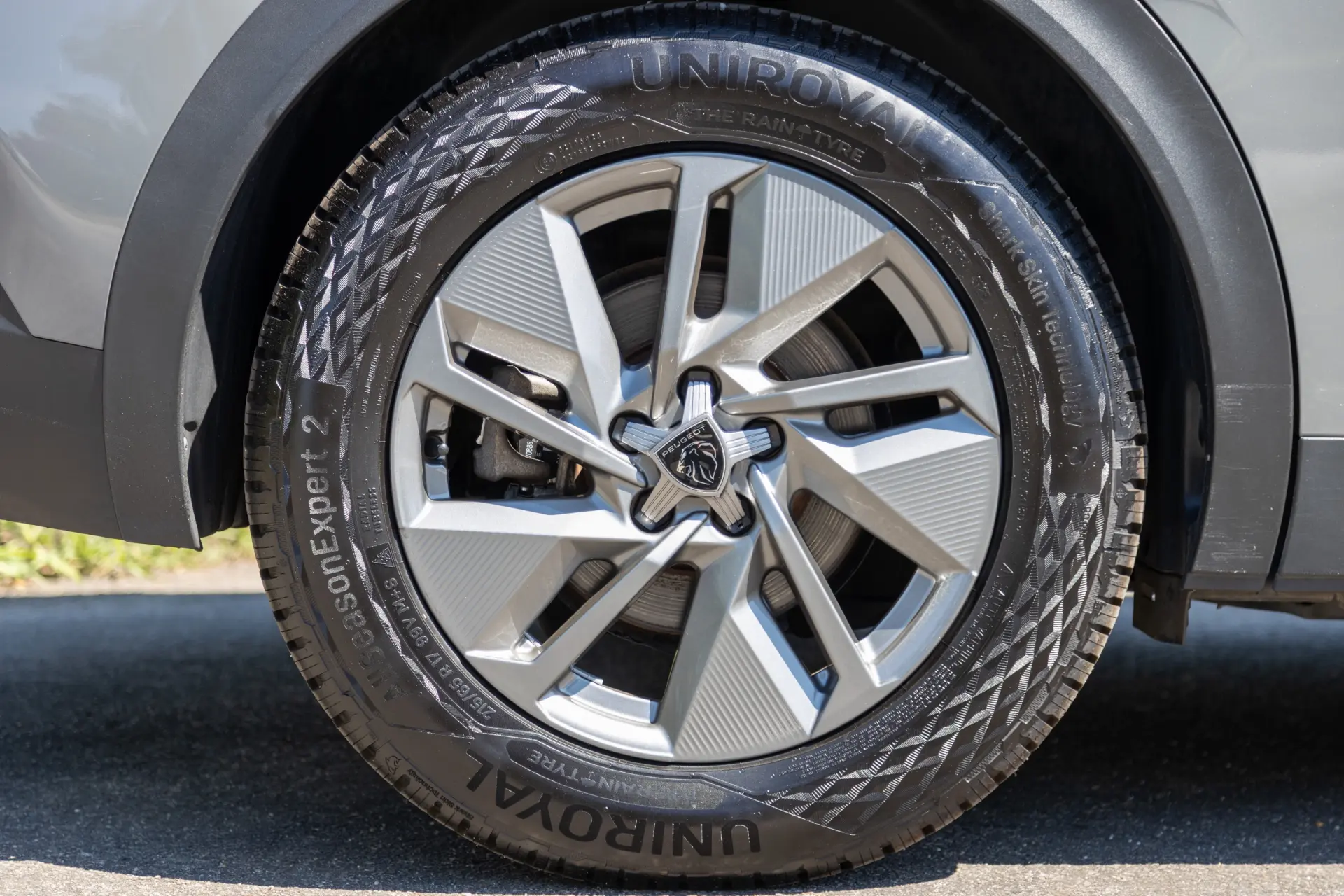 Peugeot 408 1.6 Hybrid Allure Pack e-EAT8 10