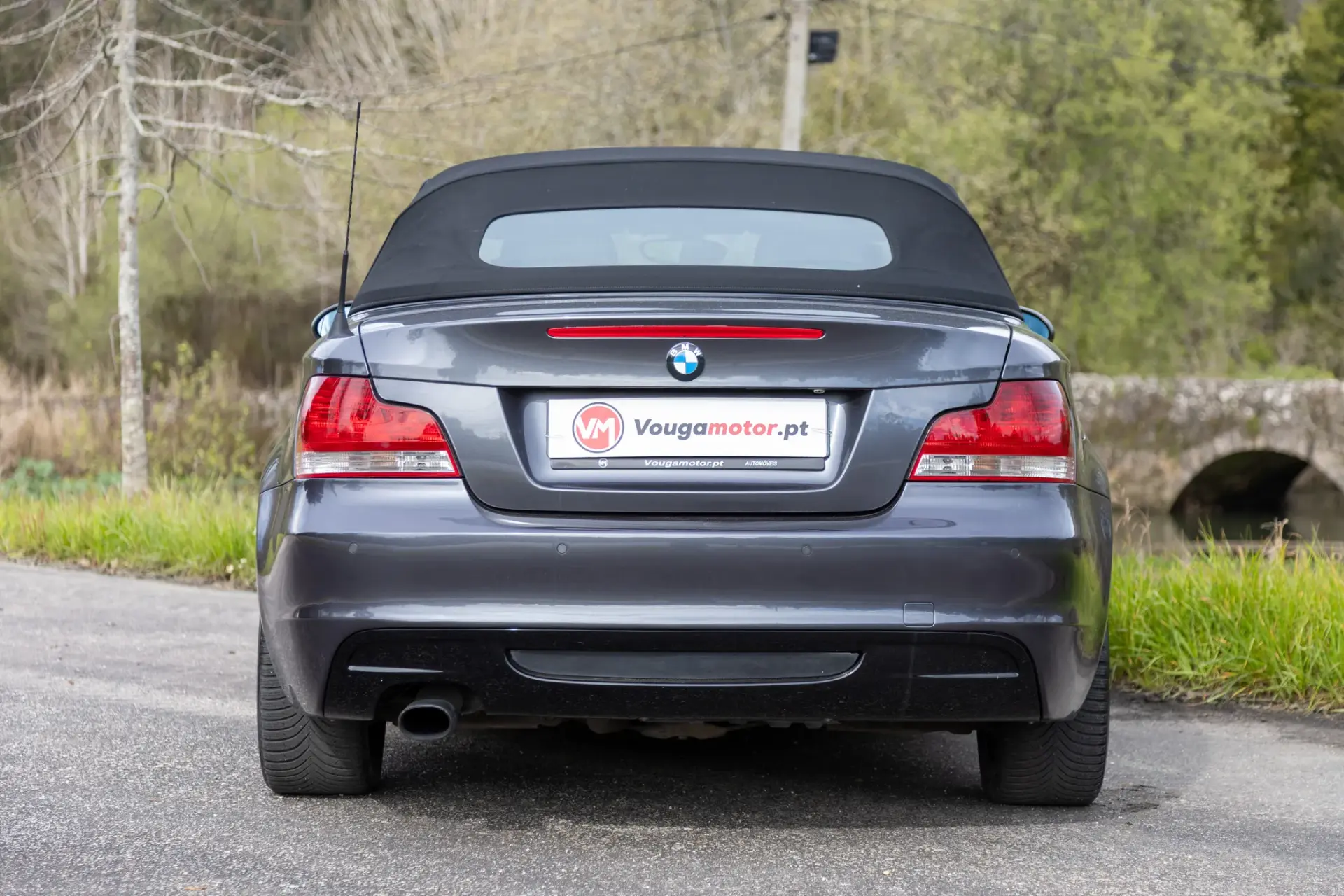 BMW 120 d Cabrio Limited Edition Lifestyle c/ M Sport Pack 27