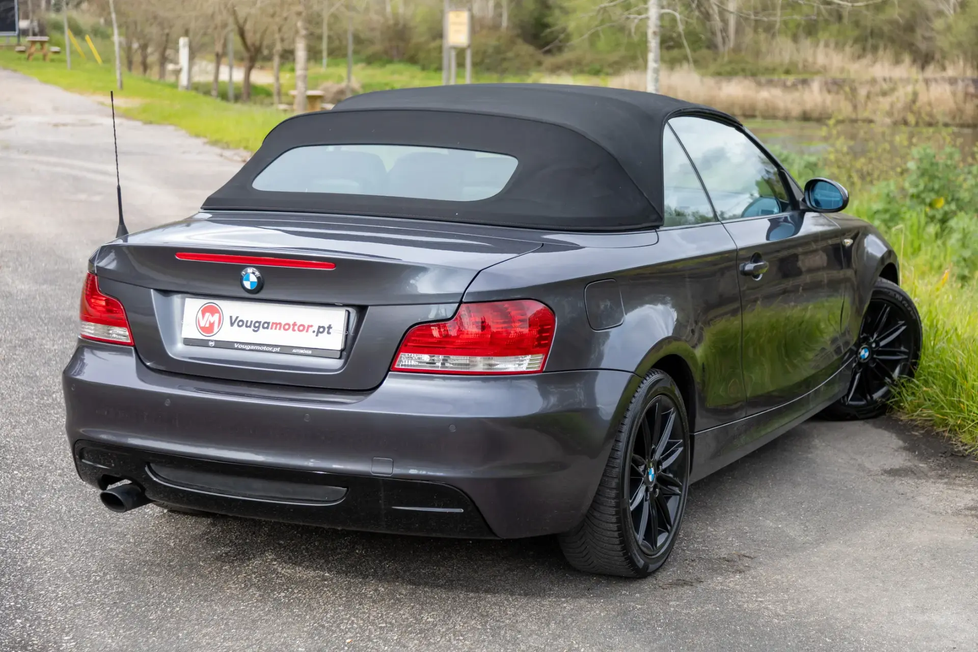 BMW 120 d Cabrio Limited Edition Lifestyle c/ M Sport Pack 31