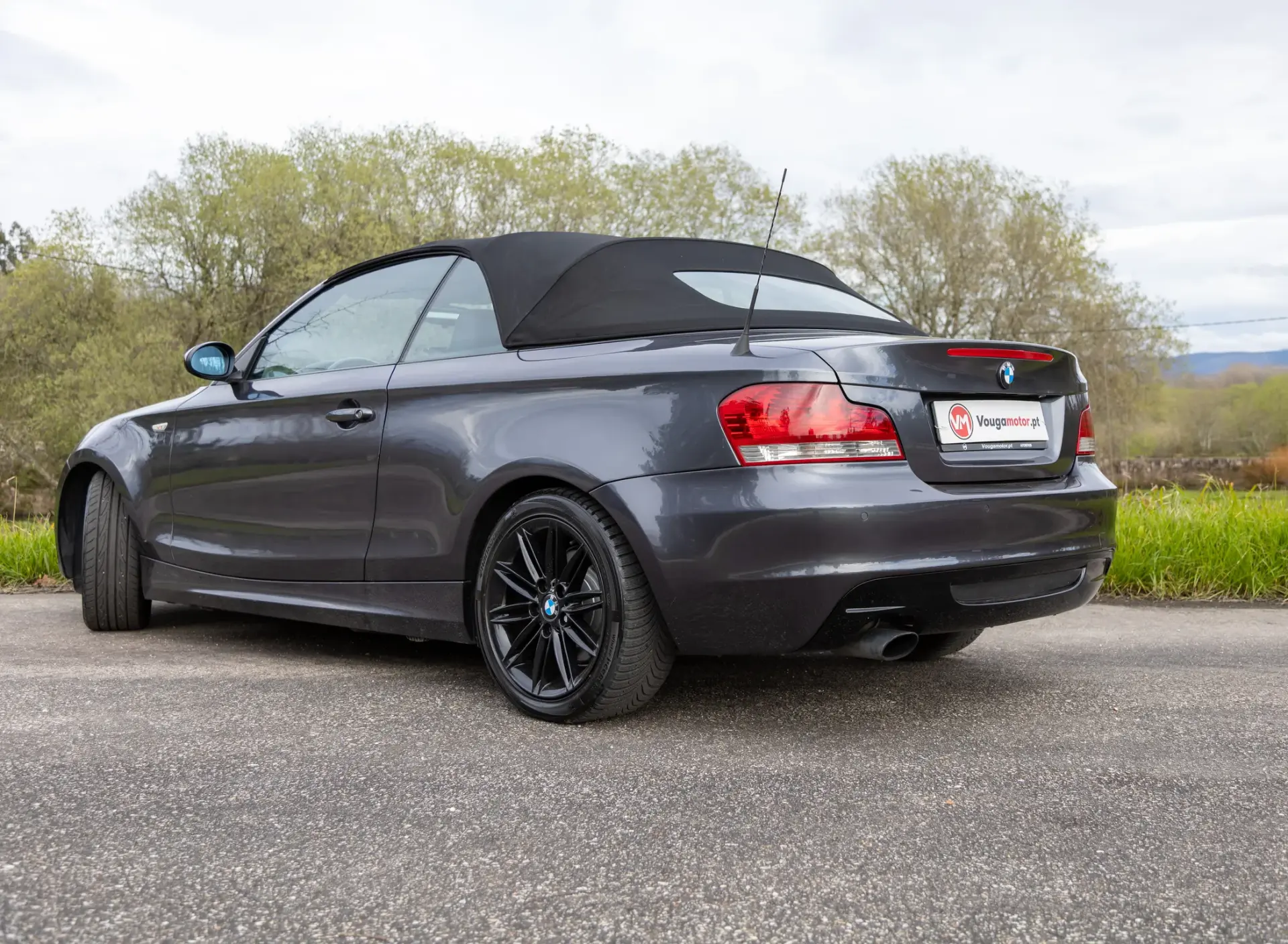 BMW 120 d Cabrio Limited Edition Lifestyle c/ M Sport Pack 43