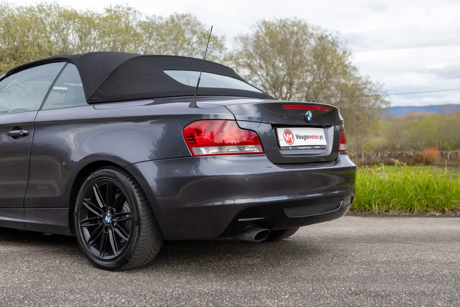 BMW 120 d Cabrio Limited Edition Lifestyle c/ M Sport Pack 44