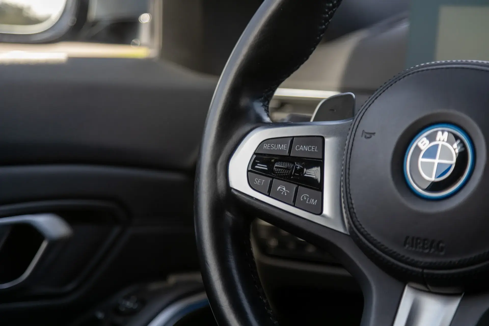 BMW 320 e Touring Pack Desportivo M Auto 96