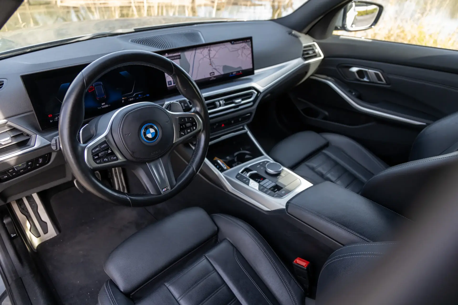 BMW 320 e Touring Pack Desportivo M Auto 97