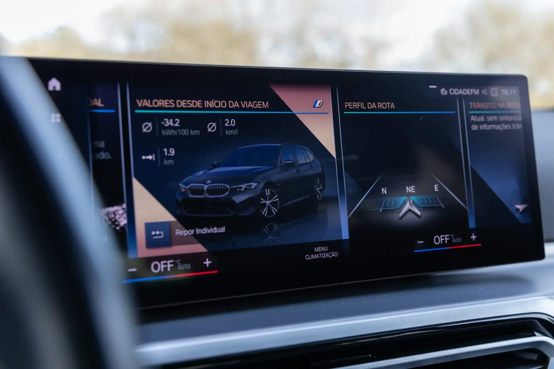 BMW 320 e Touring Pack Desportivo M Auto 99