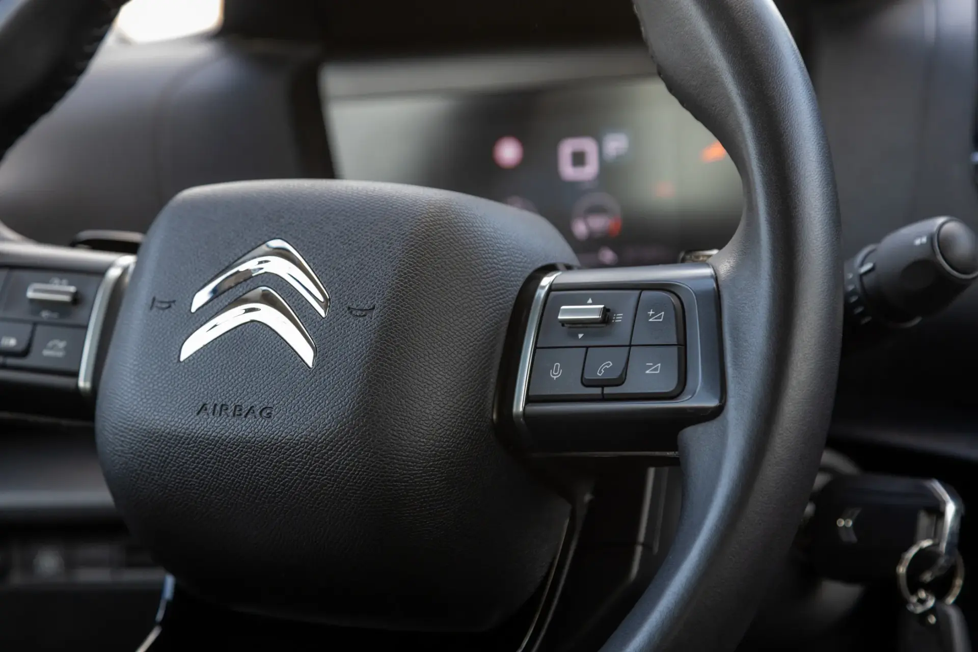 Citroen C4 1.5 BlueHDi Plus EAT8 77