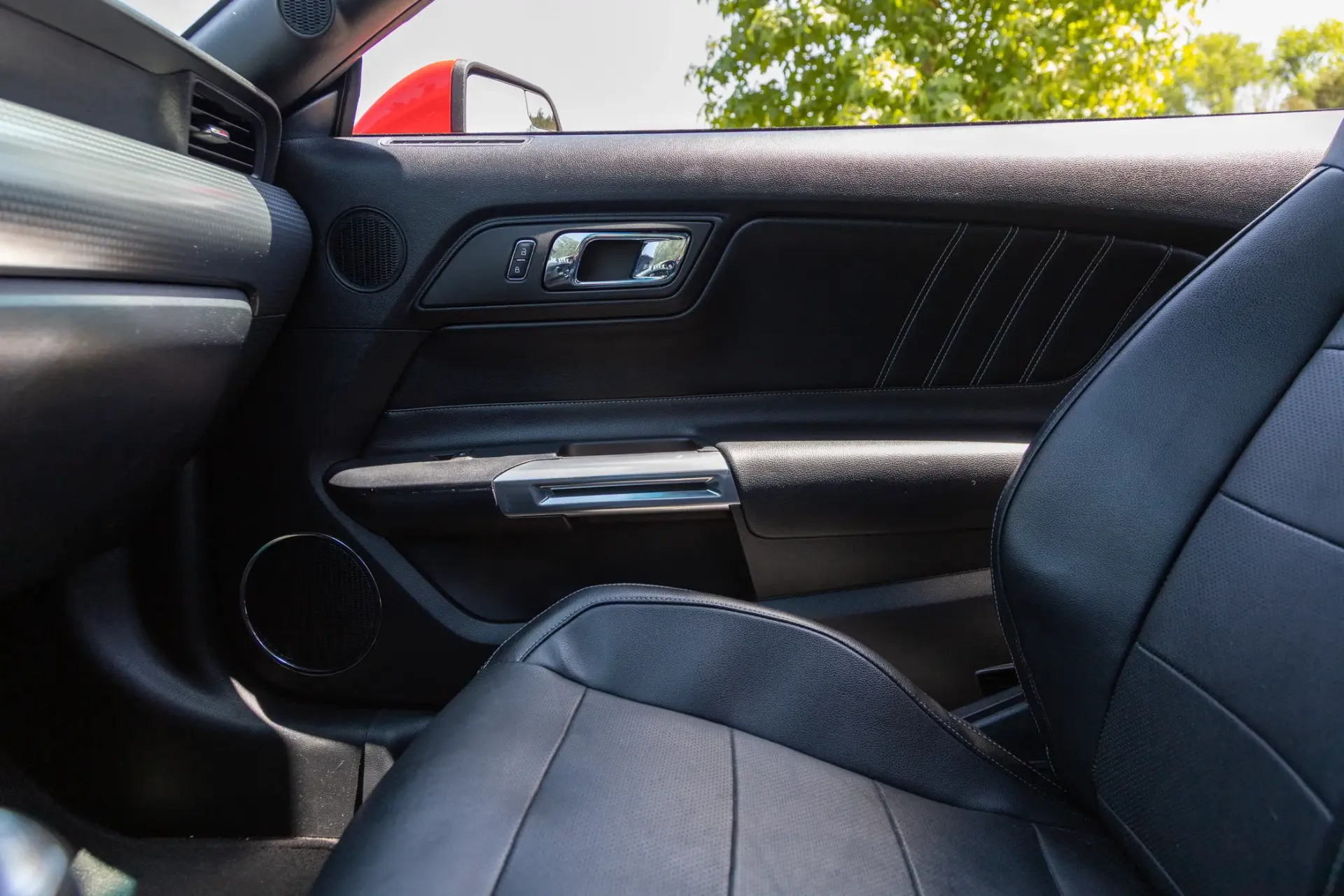 Ford Mustang 5.0 Ti-VCT V8 Black Shadow Edition 52
