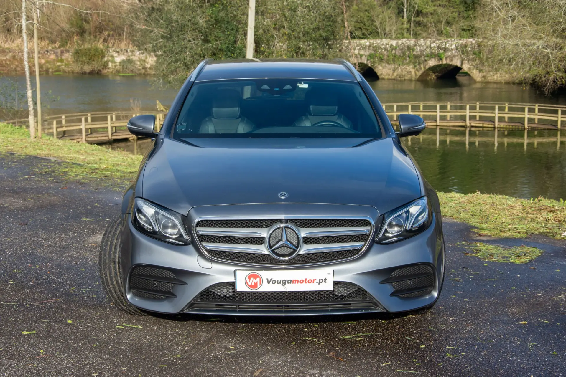 Mercedes-Benz E 220 d AMG 3
