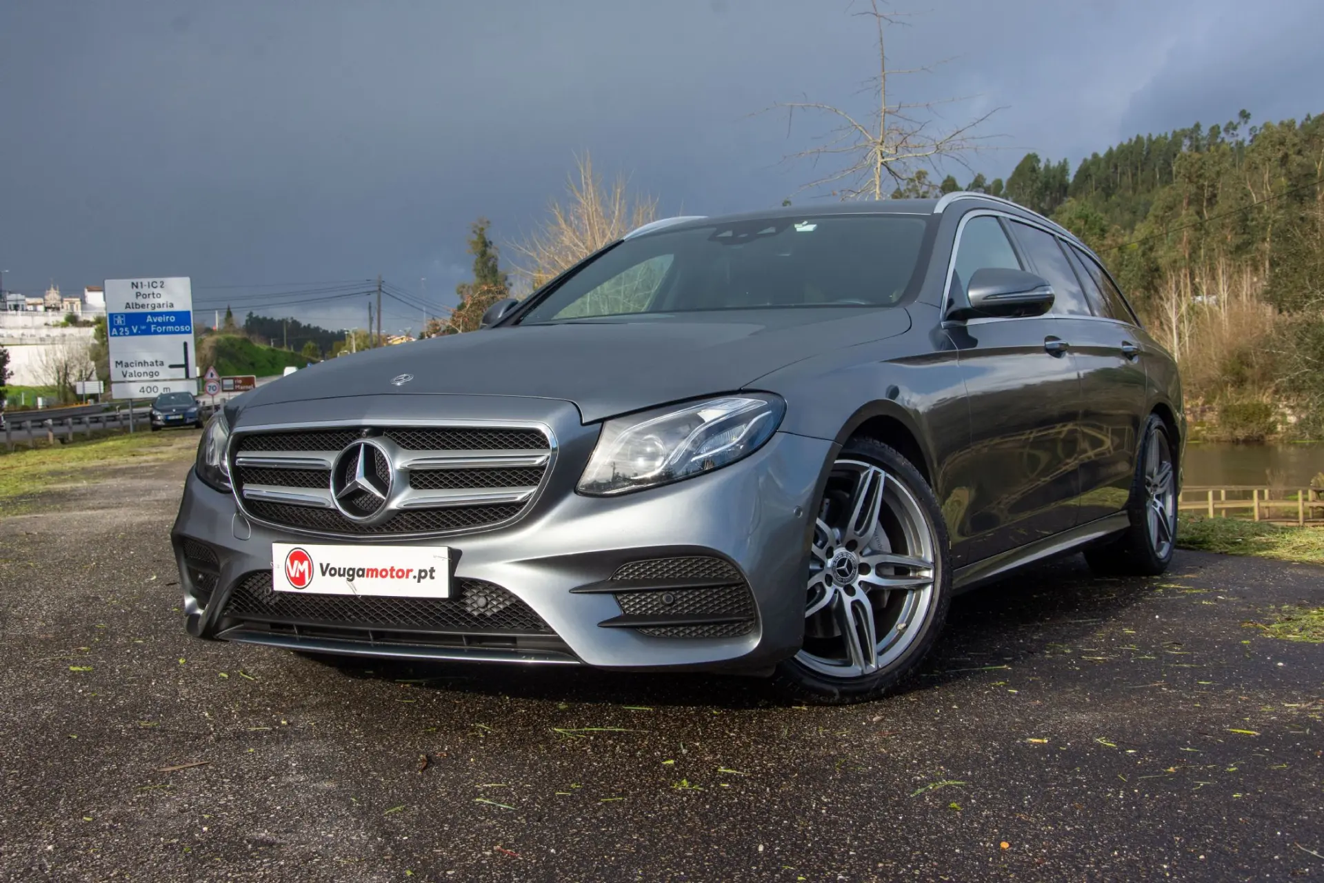 Mercedes-Benz E 220 d AMG 7