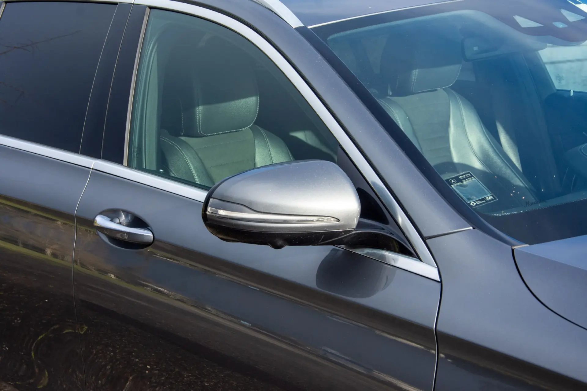 Mercedes-Benz E 220 d AMG 26