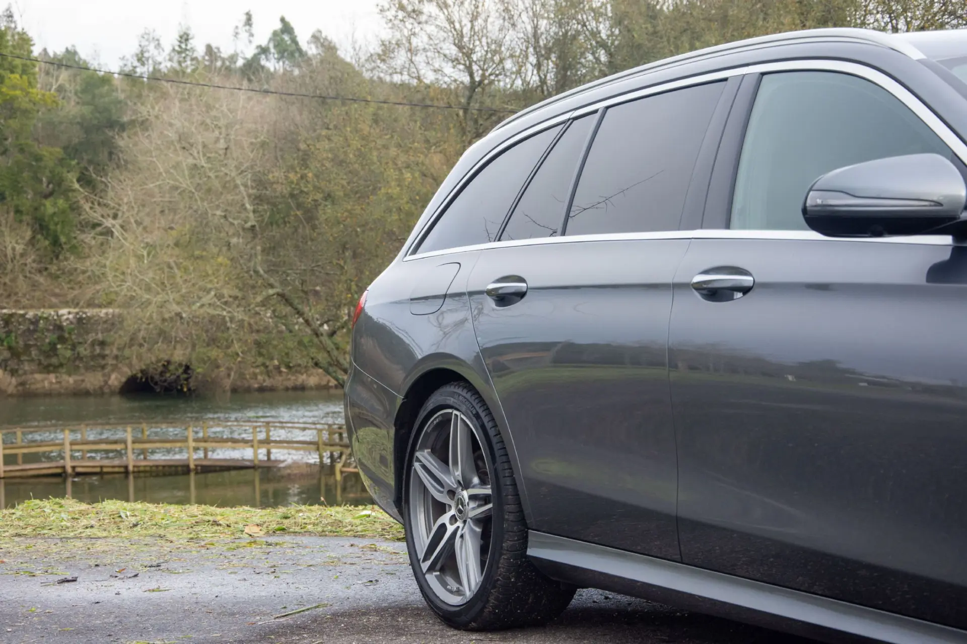 Mercedes-Benz E 220 d AMG 28