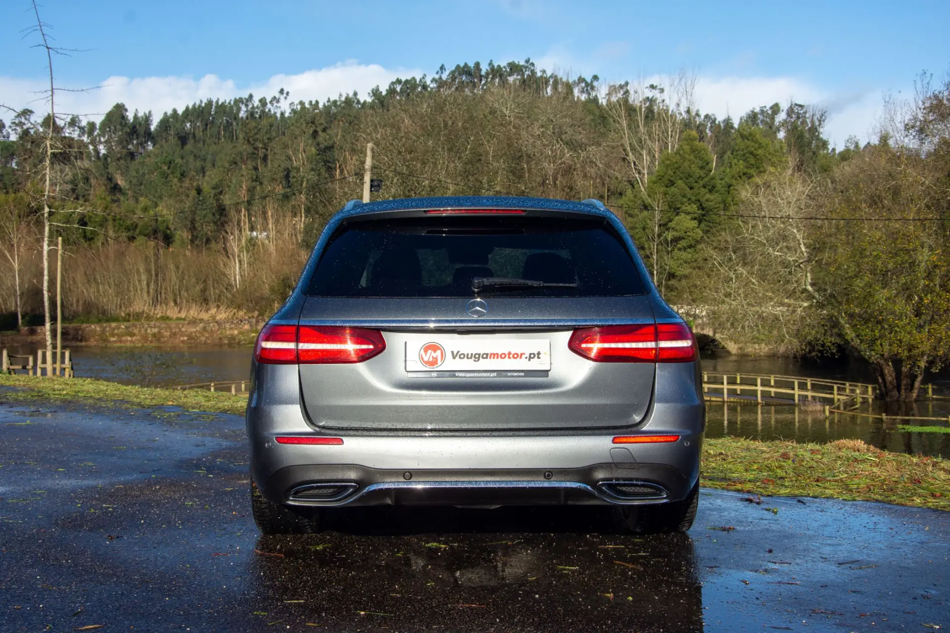 Mercedes-Benz E 220 d AMG 32