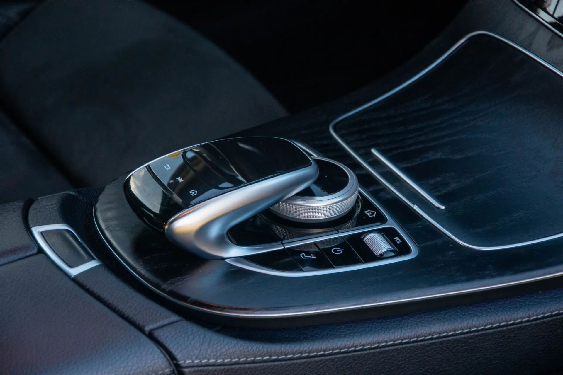 Mercedes-Benz E 220 d AMG 53