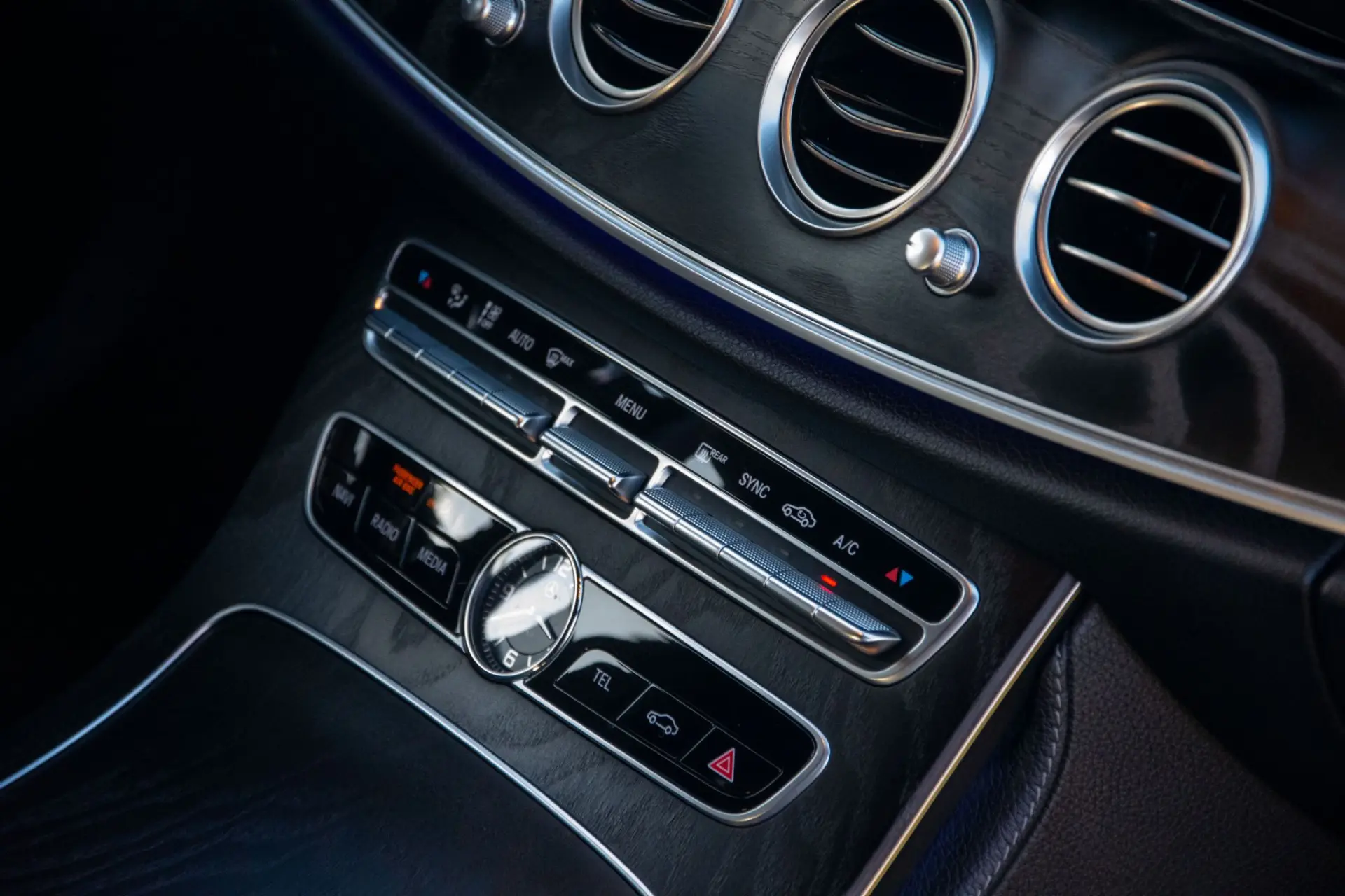 Mercedes-Benz E 220 d AMG 56