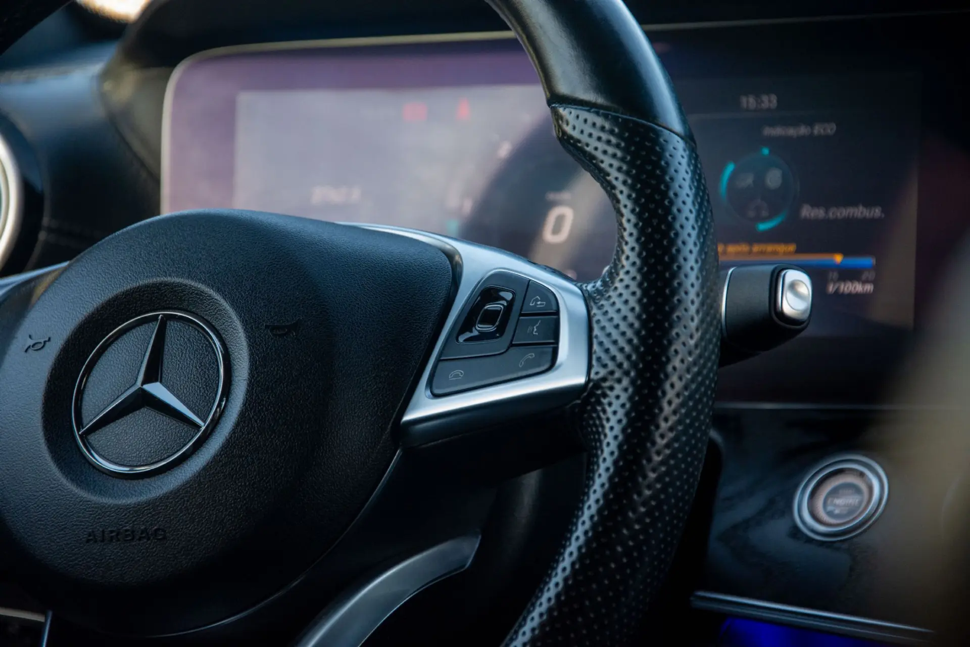 Mercedes-Benz E 220 d AMG 64