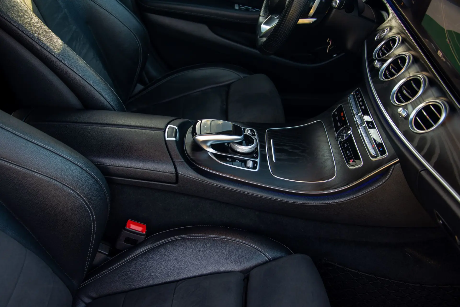 Mercedes-Benz E 220 d AMG 73