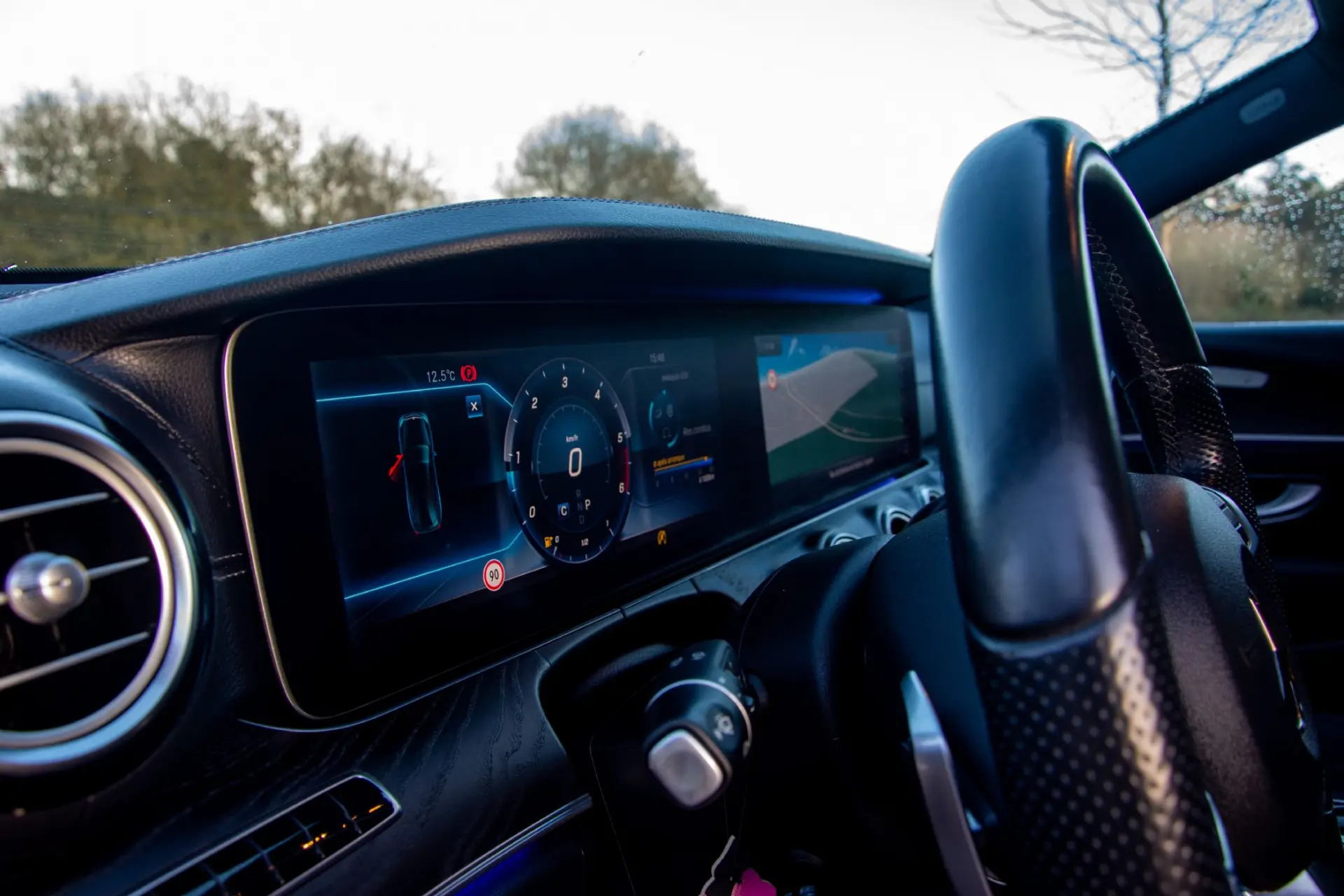 Mercedes-Benz E 220 d AMG 89