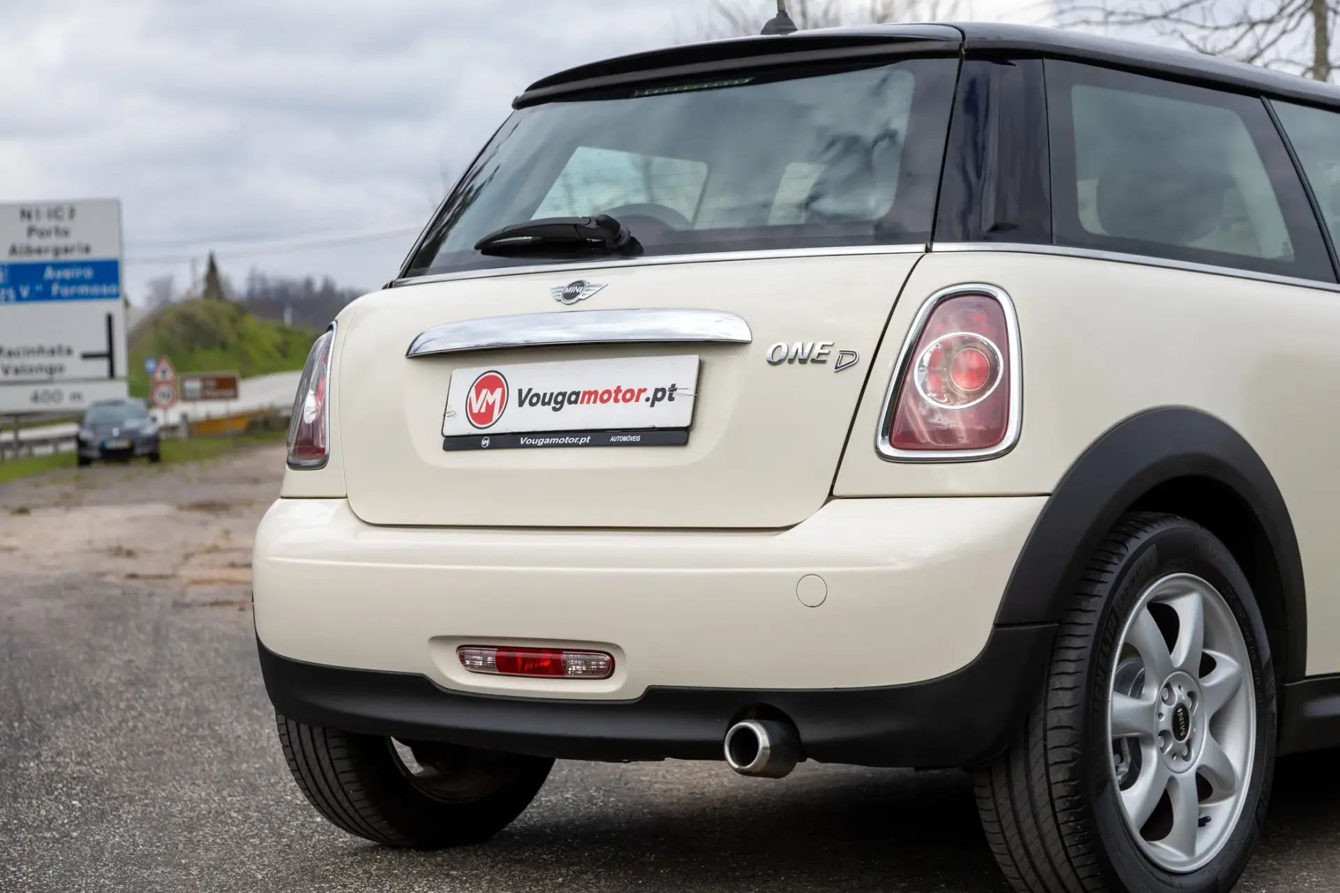 MINI 3 Portas One D 27