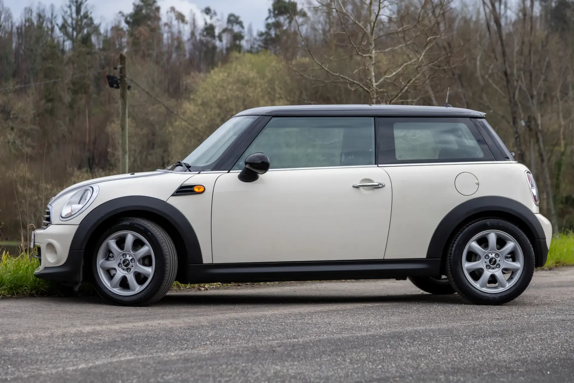 MINI 3 Portas One D 32