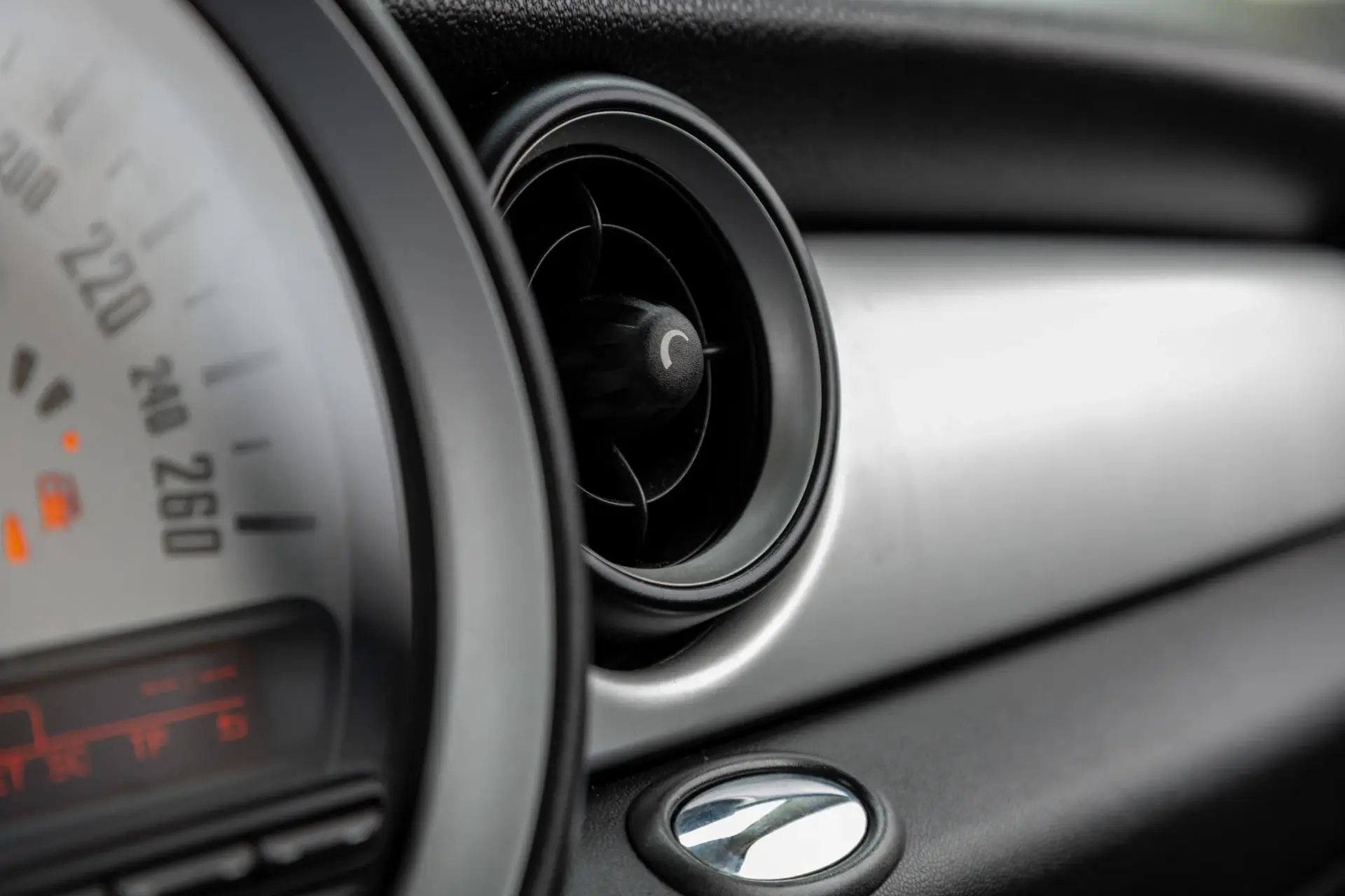 MINI 3 Portas One D 42