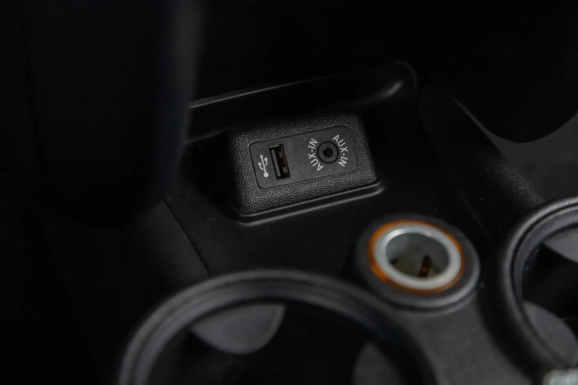 MINI 3 Portas One D 43