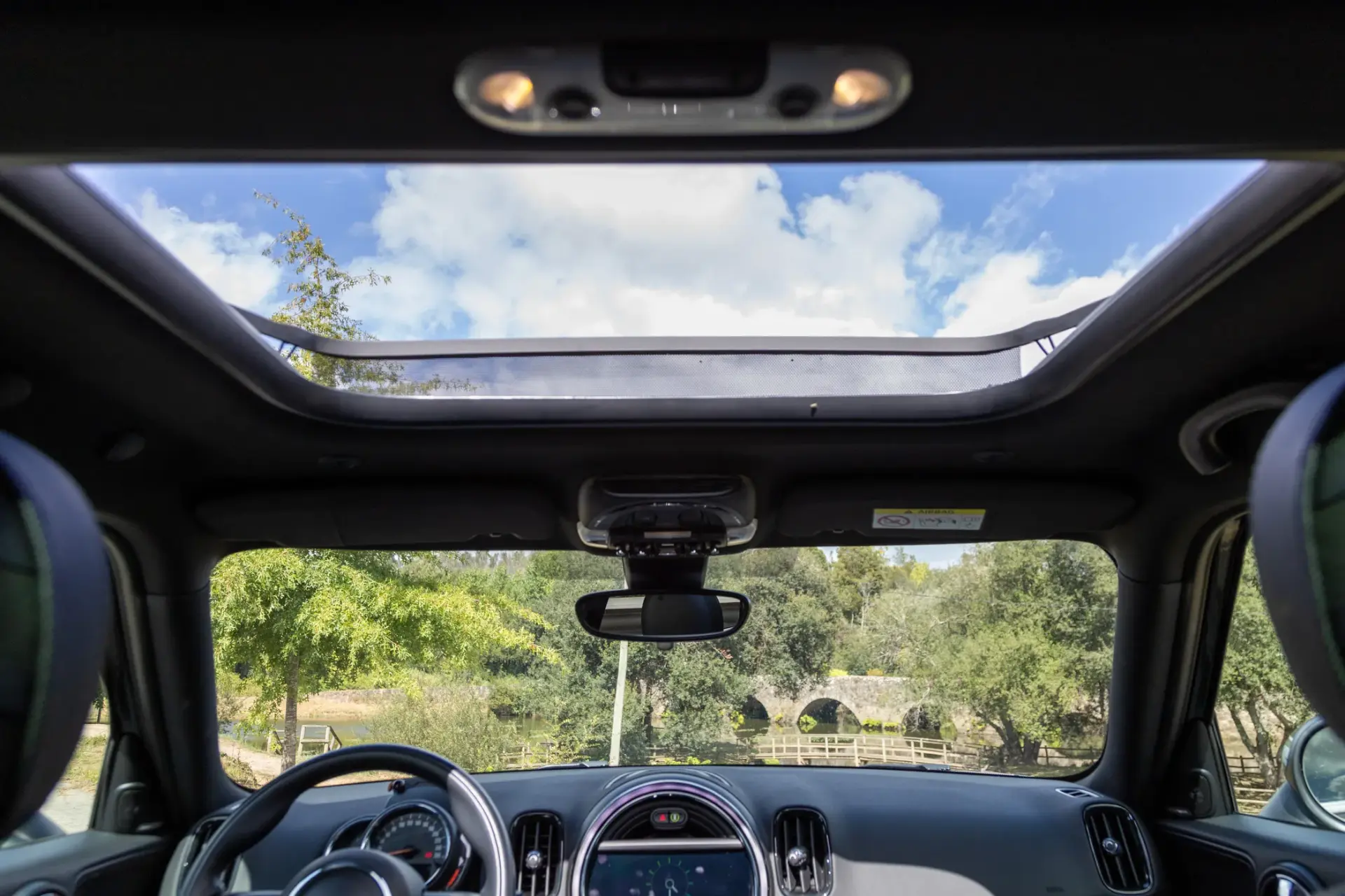 MINI Countryman Cooper SE ALL4 Auto 27