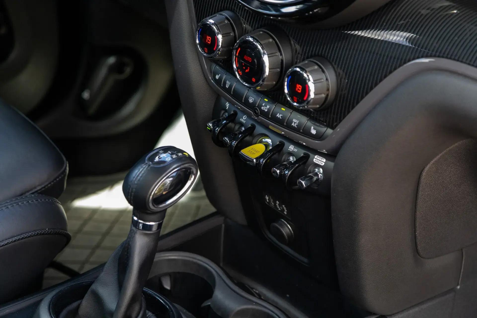 MINI Countryman Cooper SE ALL4 Auto 65