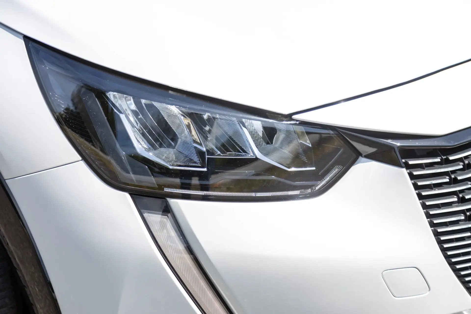 Peugeot e-208 50 kWh Allure Pack 9