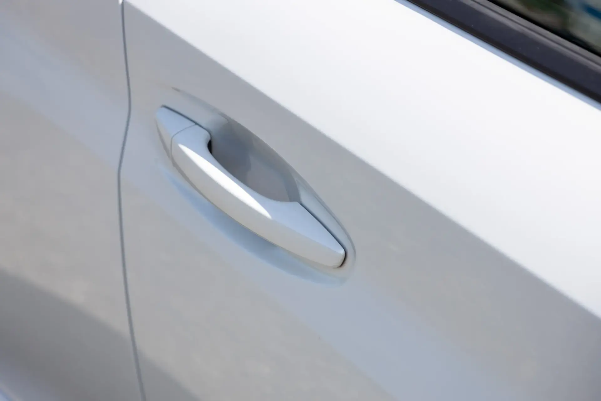 Peugeot e-208 50 kWh Allure Pack 36