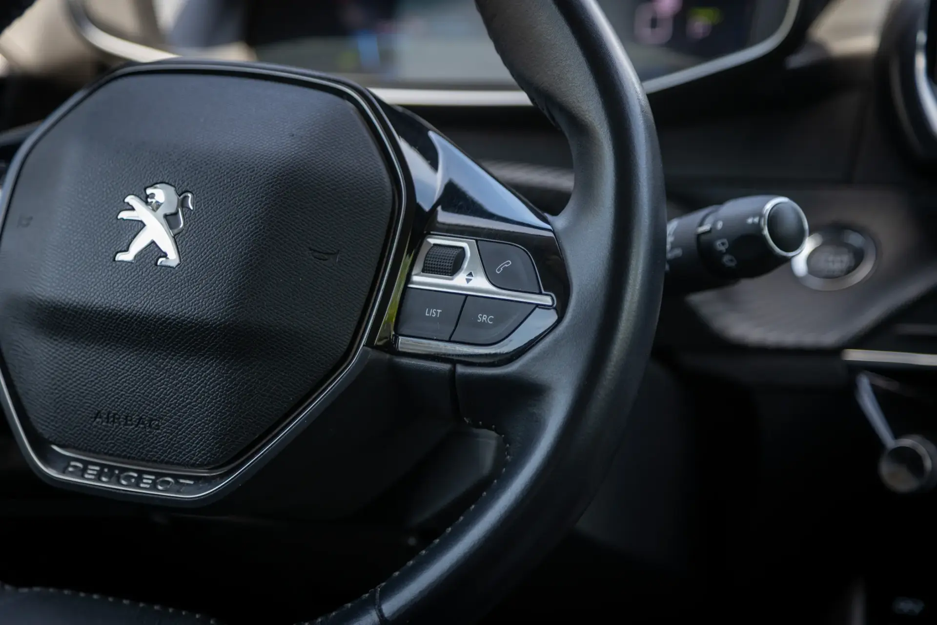 Peugeot e-208 50 kWh Allure Pack 58