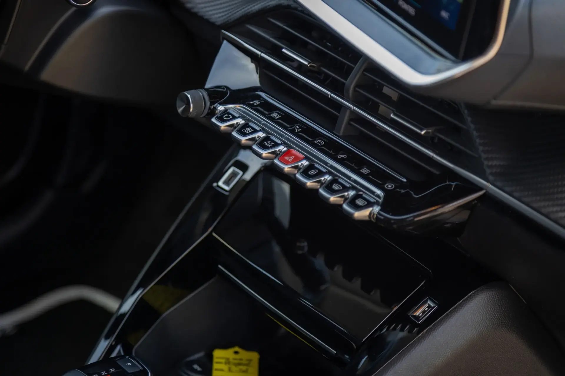 Peugeot e-208 50 kWh Allure Pack 69