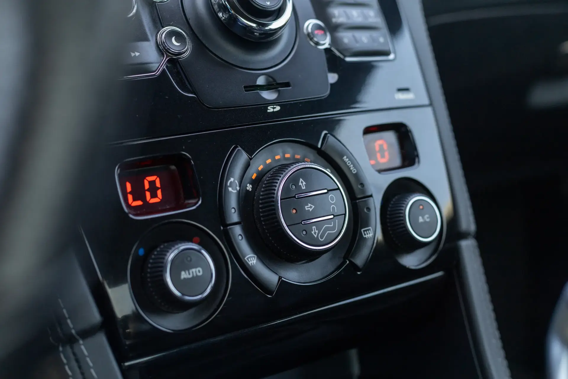 Peugeot RCZ 1.6 THP Onyx 39