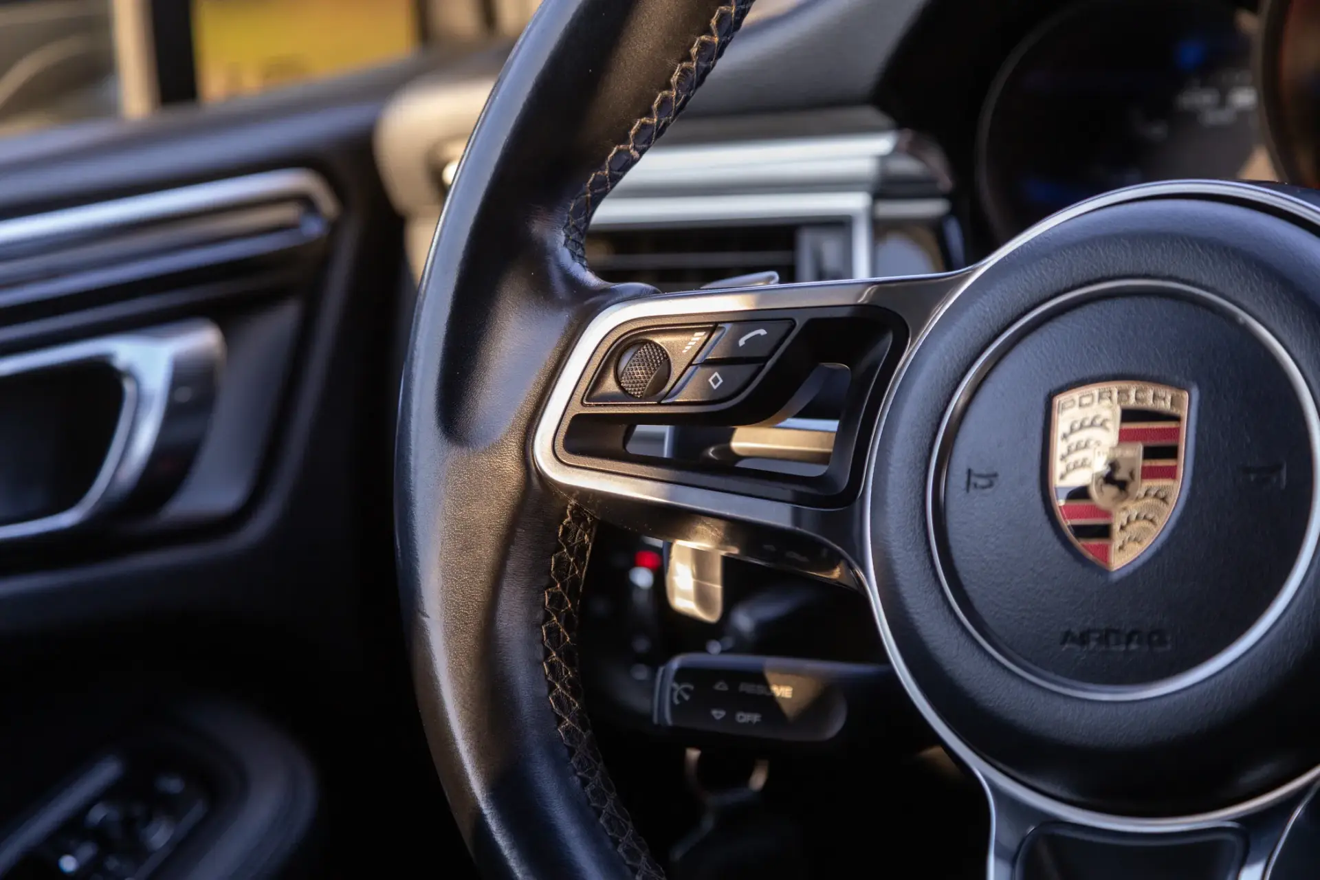 Porsche Macan PDK 25