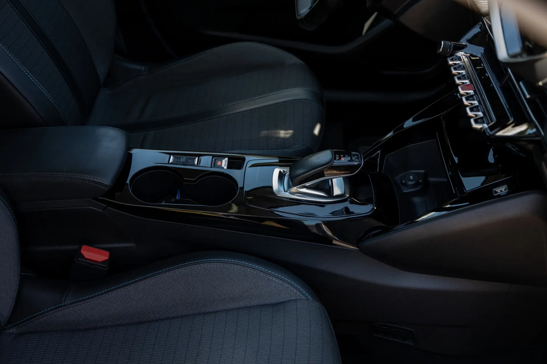 Peugeot e-208 50 kWh Allure 59