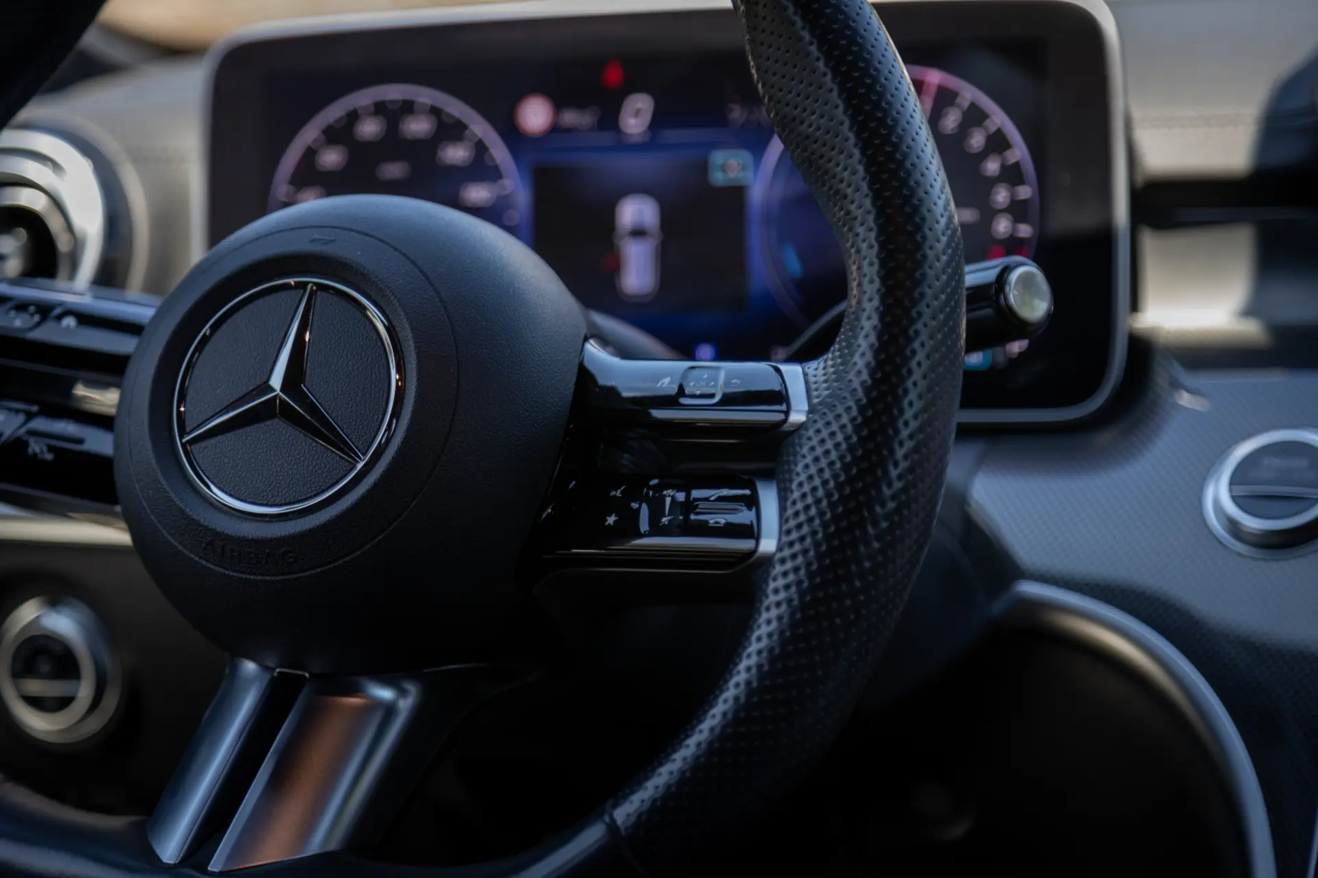 Mercedes-Benz C 300 e T 9G-TRONIC AMG Line 8