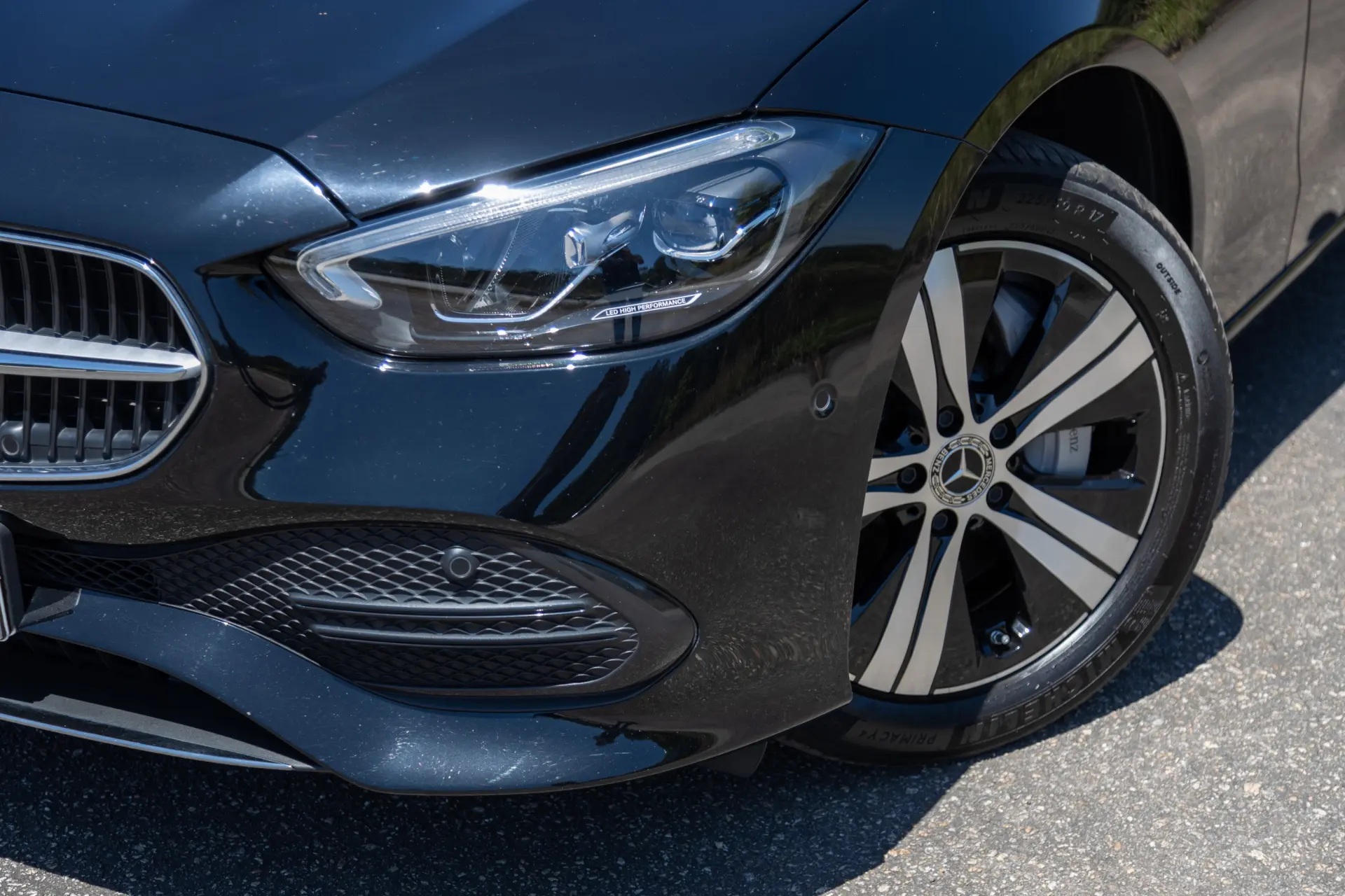 Mercedes-Benz C 300 e T 9G-TRONIC Avantgarde 23