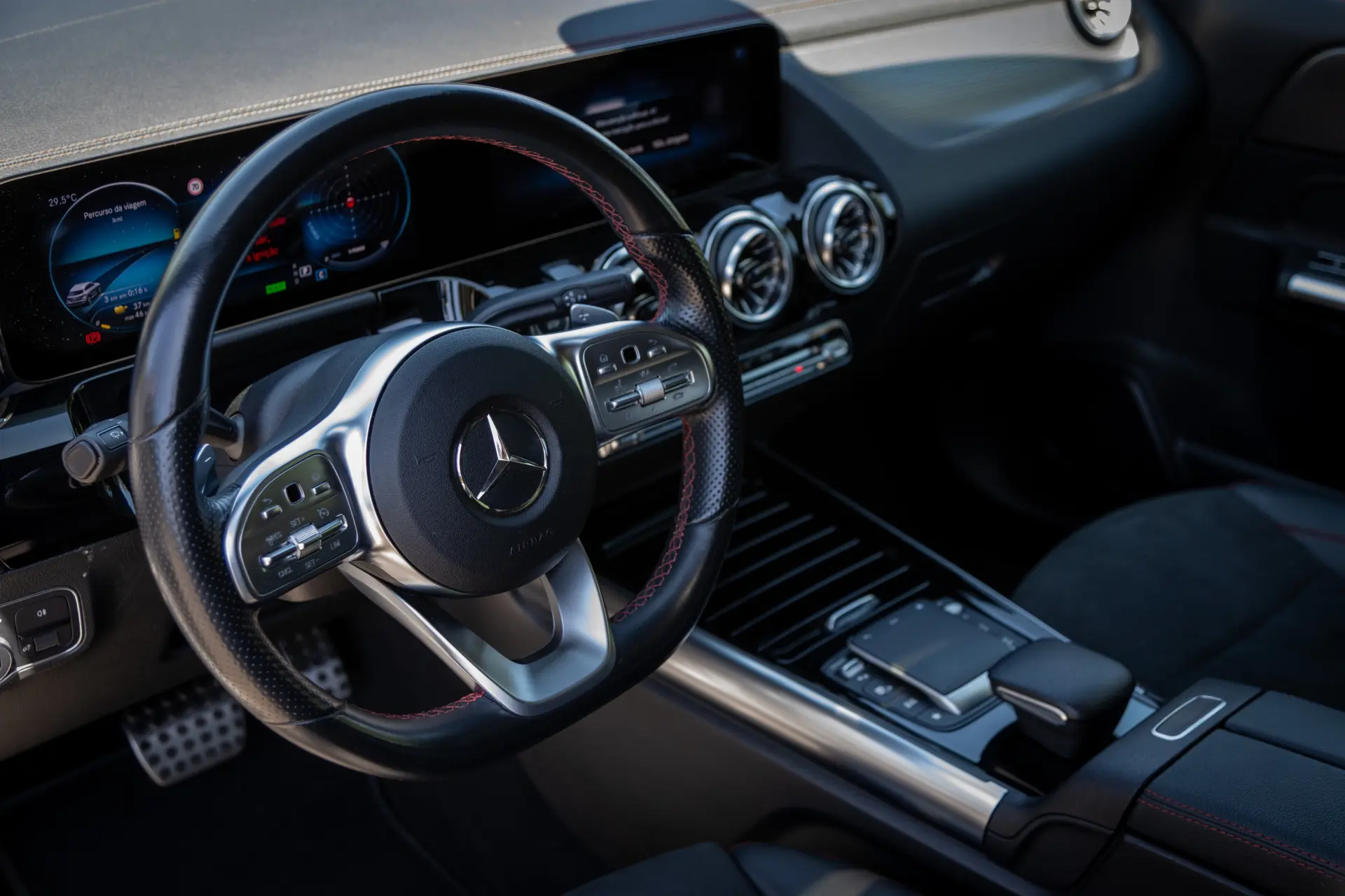 Mercedes-Benz EQA 250 AMG Line 42