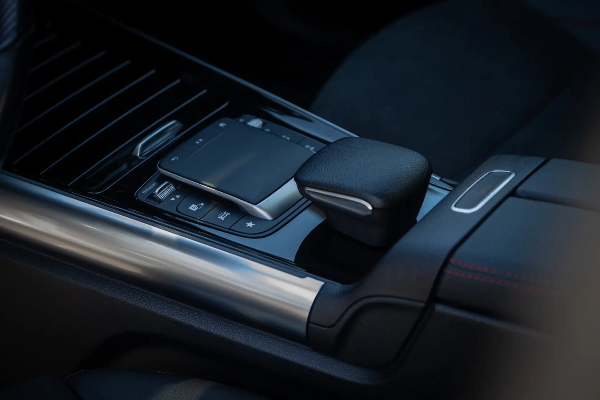 Mercedes-Benz EQA 250 AMG Line 43