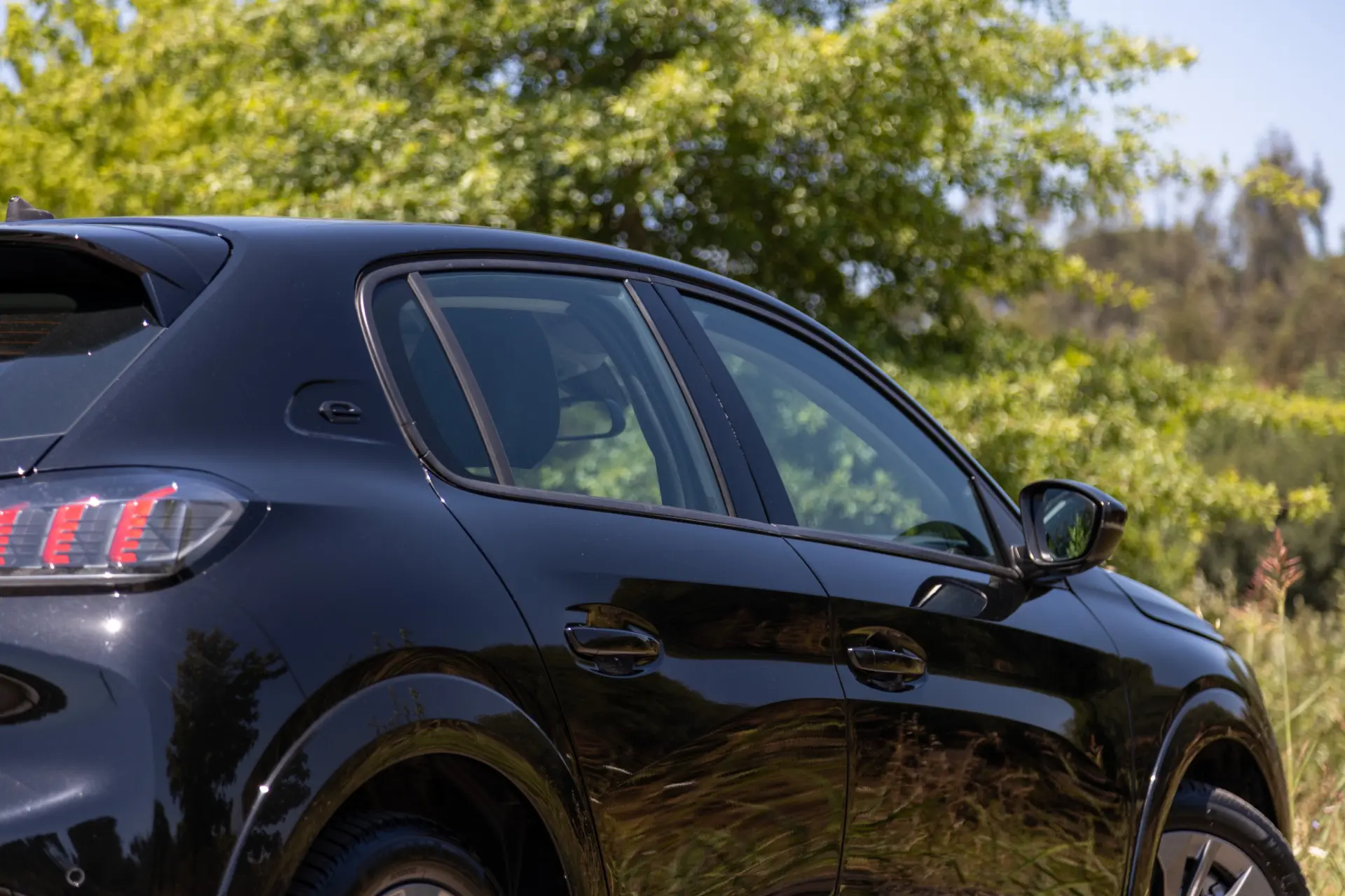 Peugeot e-208 50 kWh Allure 48