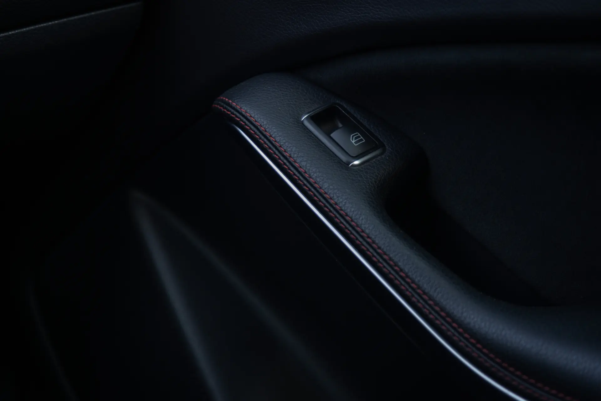 Mercedes-Benz GLA 180 (CDI) d AMG Line 13