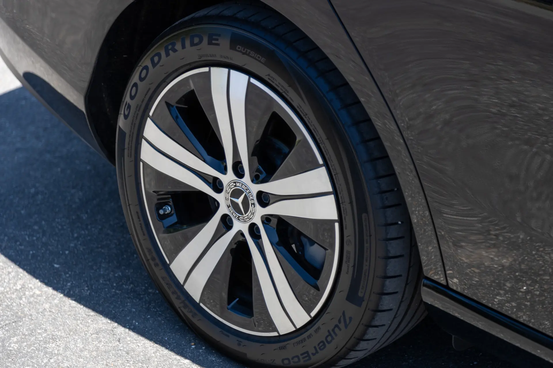 Mercedes-Benz C 300 e T 9G-TRONIC Avantgarde 51