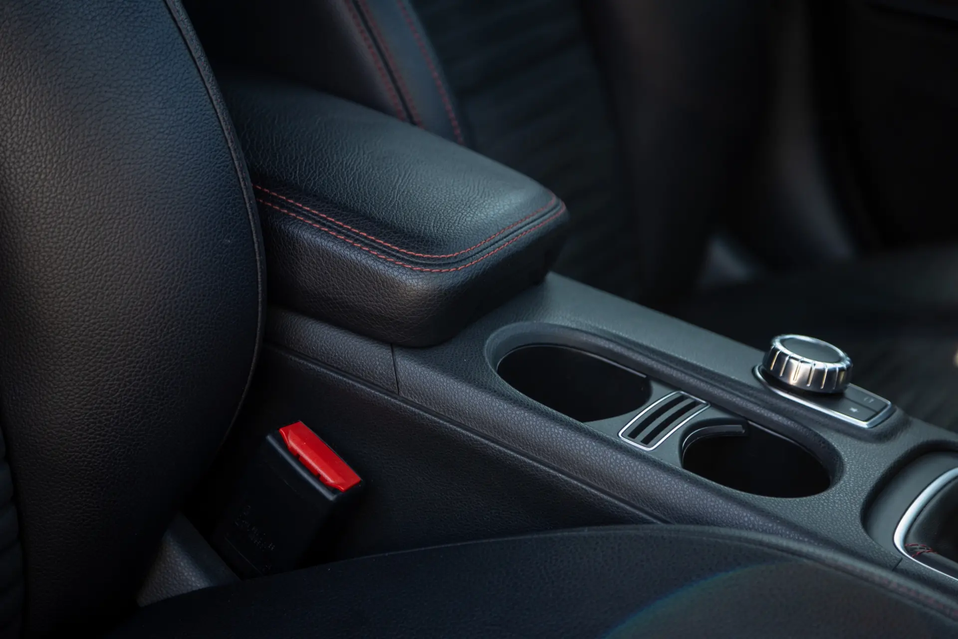 Mercedes-Benz GLA 180 (CDI) d AMG Line 6