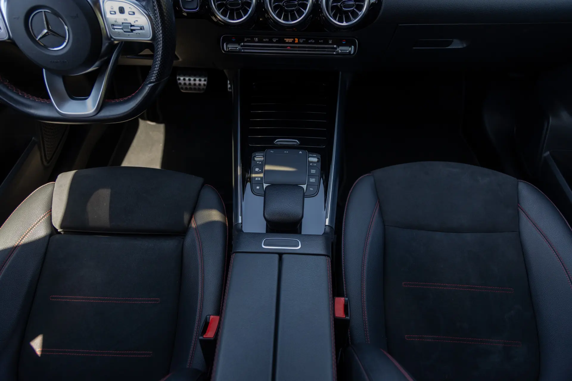 Mercedes-Benz EQA 250 AMG Line 59