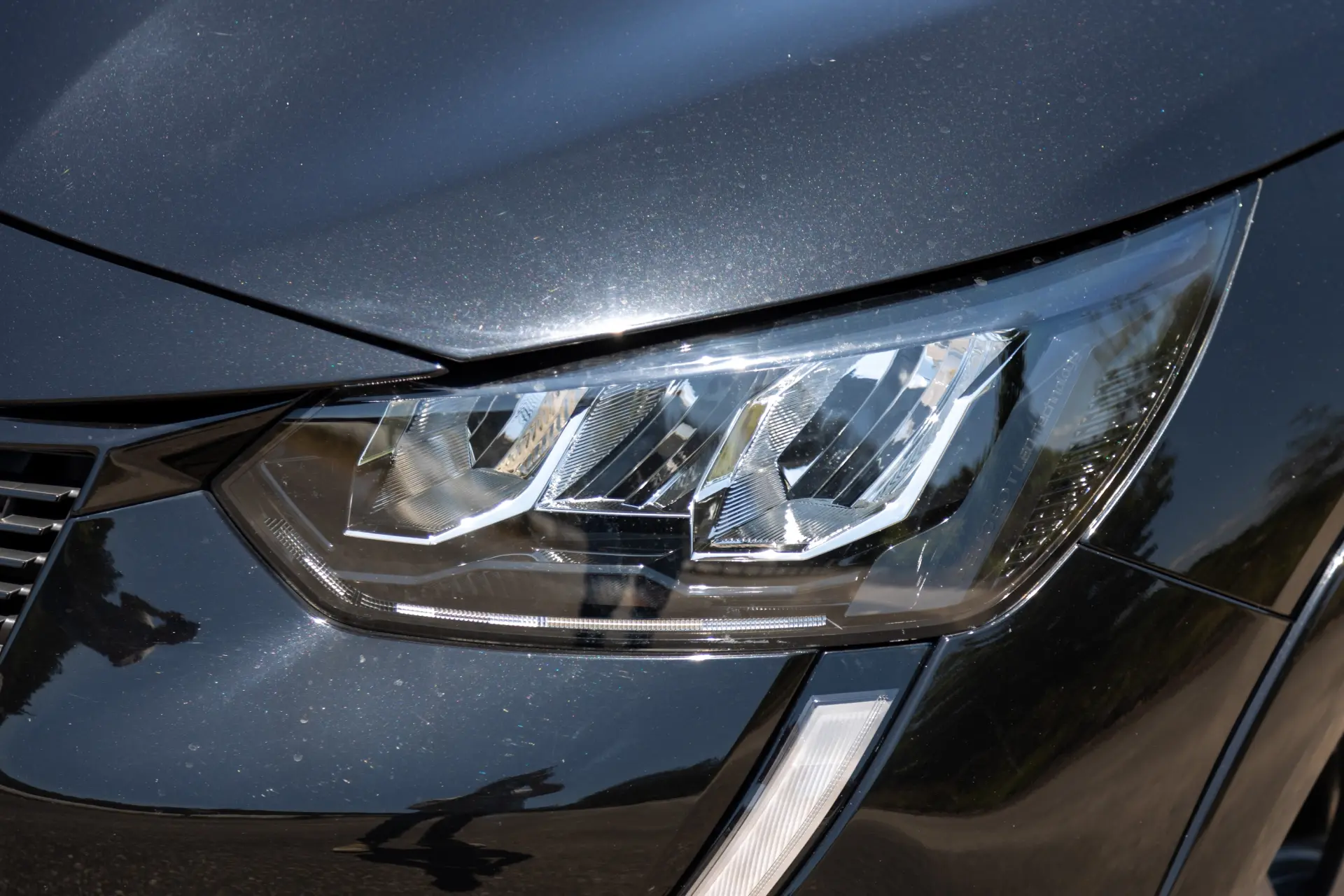 Peugeot e-208 50 kWh Allure 16